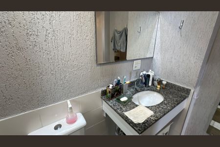 Apartamento à venda com 105m², 3 quartos e 2 vagas Apartamento à venda com 105m², 3 quartos e 2 vagasBanheiro da Suíte 1