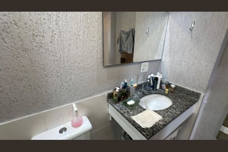 Apartamento à venda com 105m², 3 quartos e 2 vagas Apartamento à venda com 105m², 3 quartos e 2 vagasBanheiro da Suíte 1