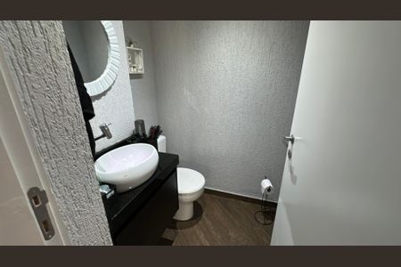 Apartamento à venda com 105m², 3 quartos e 2 vagas Apartamento à venda com 105m², 3 quartos e 2 vagasLavabo