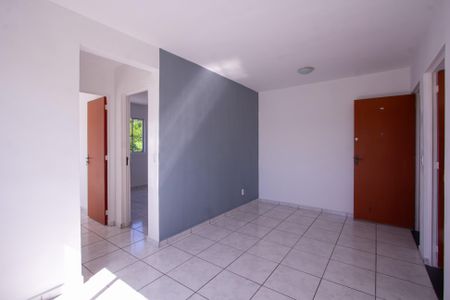 Sala de apartamento para alugar com 2 quartos, 76m² em Tribobó, São Gonçalo