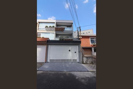 Casa à venda com 263m², 3 quartos e 6 vagasFachada