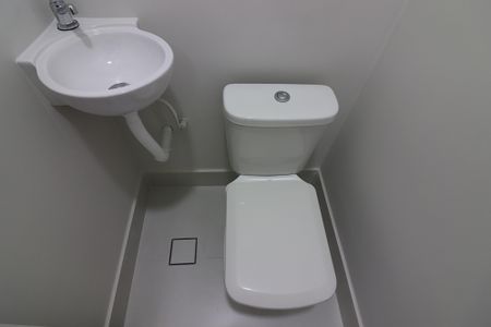 Casa à venda com 263m², 3 quartos e 6 vagasLavabo 2