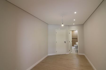 Casa à venda com 263m², 3 quartos e 6 vagasSuíte 3