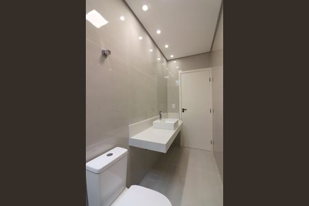 Casa à venda com 263m², 3 quartos e 6 vagasSuíte 3 Banheiro 