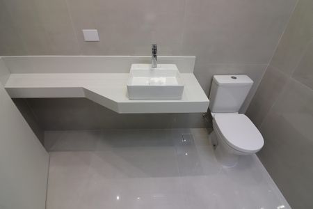 Casa à venda com 263m², 3 quartos e 6 vagasSuíte 2 Banheiro 