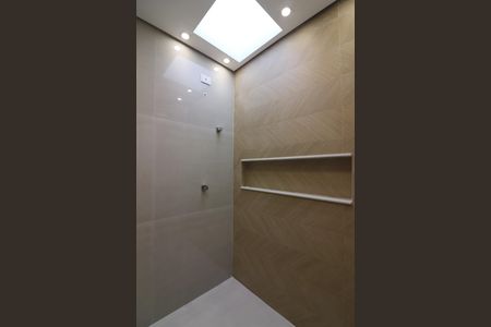 Casa à venda com 263m², 3 quartos e 6 vagasSuíte 2 Banheiro 