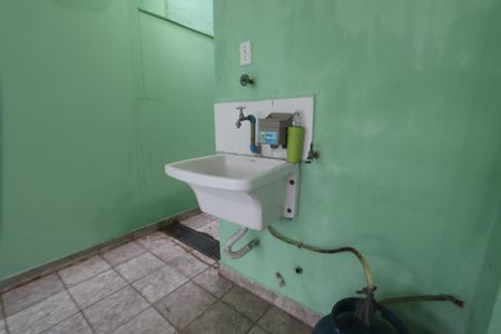 Casa para alugar com 113m², 2 quartos e 2 vagasLavanderia