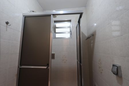 Casa para alugar com 113m², 2 quartos e 2 vagasBanheiro de cima