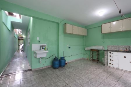 Casa para alugar com 113m², 2 quartos e 2 vagasLavanderia
