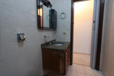 Casa para alugar com 113m², 2 quartos e 2 vagasBanheiro de cima