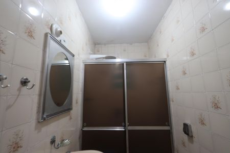 Casa para alugar com 113m², 2 quartos e 2 vagasBanheiro de baixo