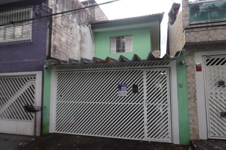 Casa para alugar com 113m², 2 quartos e 2 vagasFachada