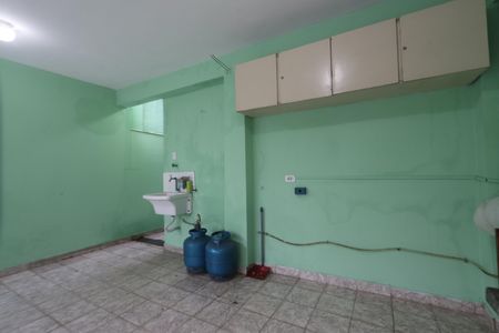 Casa para alugar com 113m², 2 quartos e 2 vagasLavanderia