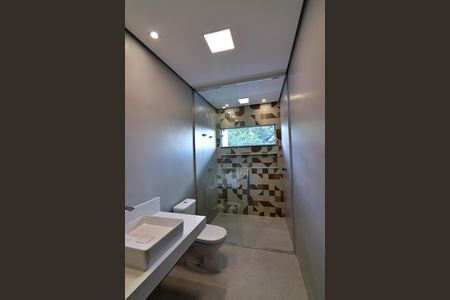 Casa à venda com 263m², 3 quartos e 6 vagasSuíte 1 Banheiro 