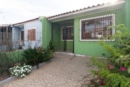 Casa à venda com 55m², 2 quartos e 1 vagaFachada