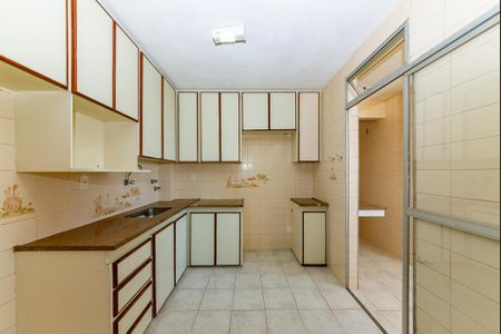 Apartamento à venda com 140m², 3 quartos e 2 vagasCozinha