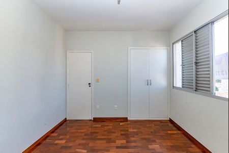 Apartamento à venda com 140m², 3 quartos e 2 vagasQuarto 3