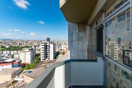 Apartamento à venda com 140m², 3 quartos e 2 vagasVaranda