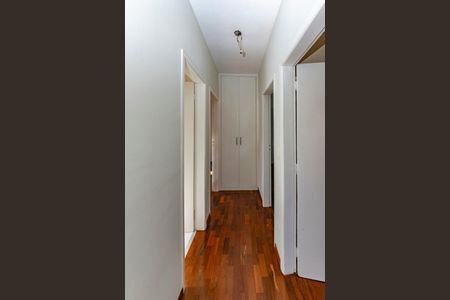 Apartamento à venda com 140m², 3 quartos e 2 vagasCorredor