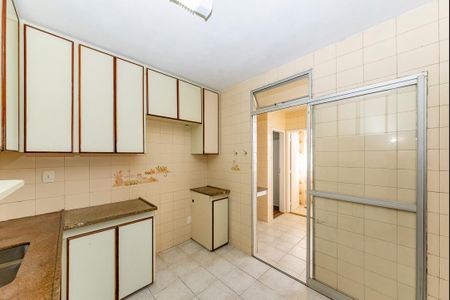 Apartamento à venda com 140m², 3 quartos e 2 vagasCozinha