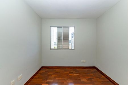 Apartamento à venda com 140m², 3 quartos e 2 vagasQuarto 2