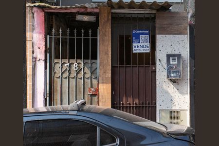 Casa para alugar com 80m², 2 quartos e sem vagaFachada