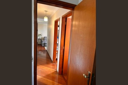 Apartamento para alugar com 64m², 3 quartos e 1 vagaCorredor