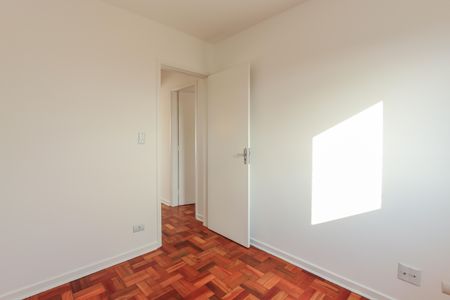 Quarto 1 de apartamento para alugar com 2 quartos, 55m² em Vila Butantã, São Paulo