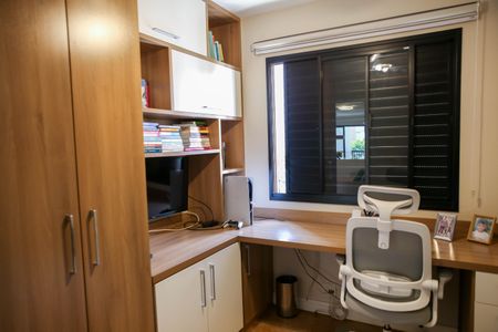 Apartamento para alugar com 81m², 3 quartos e 2 vagasQuarto 3