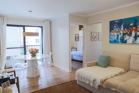 Sala de apartamento para alugar com 3 quartos, 81m² em Cidade São Francisco, São Paulo