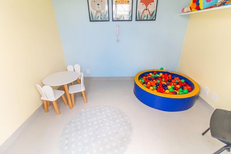 Apartamento para alugar com 33m², 2 quartos e sem vaga Apartamento para alugar com 33m², 2 quartos e sem vagaBrinquedoteca