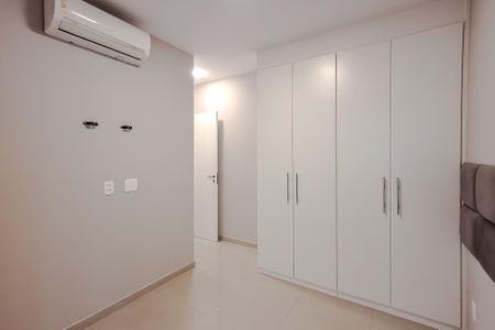 Apartamento à venda com 79m², 3 quartos e 2 vagasQuarto 3 - Suíte