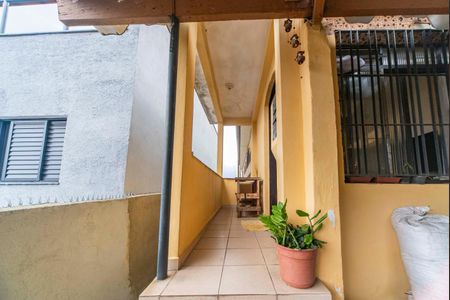Casa à venda com 250m², 3 quartos e 2 vagas Casa à venda com 250m², 3 quartos e 2 vagasVaranda de Entrada
