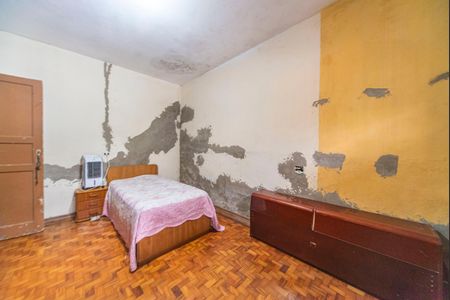 Casa à venda com 250m², 3 quartos e 2 vagas Casa à venda com 250m², 3 quartos e 2 vagasQuarto 2