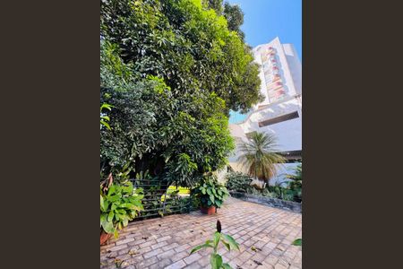 Apartamento à venda com 105m², 3 quartos e 2 vagasÁrea externa