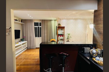 Apartamento à venda com 105m², 3 quartos e 2 vagasCopa