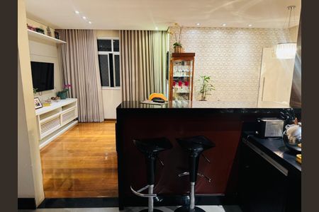 Apartamento à venda com 105m², 3 quartos e 2 vagasCopa