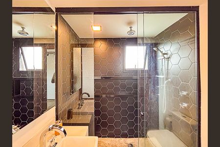 Apartamento à venda com 84m², 1 quarto e 2 vagasBanheiro