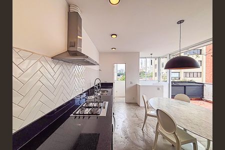 Apartamento à venda com 84m², 1 quarto e 2 vagasCozinha