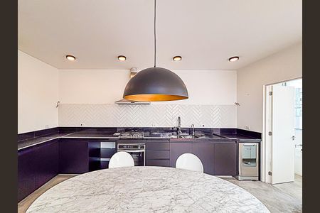 Apartamento à venda com 84m², 1 quarto e 2 vagasCozinha