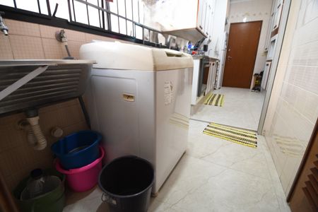 Apartamento à venda com 94m², 3 quartos e 1 vagaÁrea de Serviço