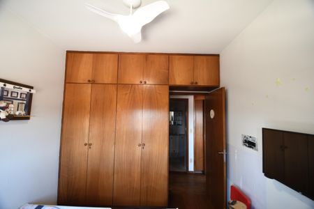 Apartamento à venda com 94m², 3 quartos e 1 vagaQuarto 2