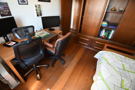 Apartamento à venda com 94m², 3 quartos e 1 vagaQuarto 1