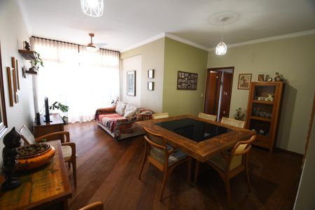 Apartamento à venda com 94m², 3 quartos e 1 vagaSala