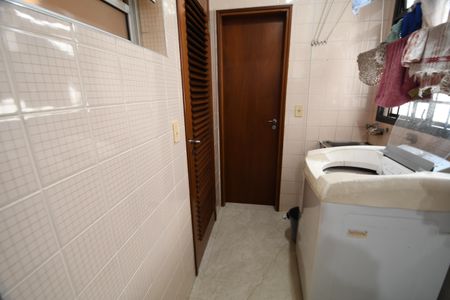 Apartamento à venda com 94m², 3 quartos e 1 vagaÁrea de Serviço