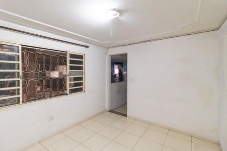 Sala de casa para alugar com 2 quartos, 70m² em Jardim Santo Estevao, Carapicuíba