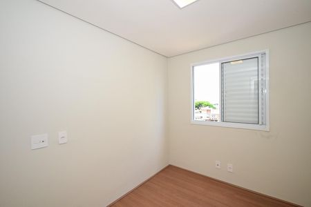 Apartamento à venda com 42m², 2 quartos e 1 vagaQuarto 2