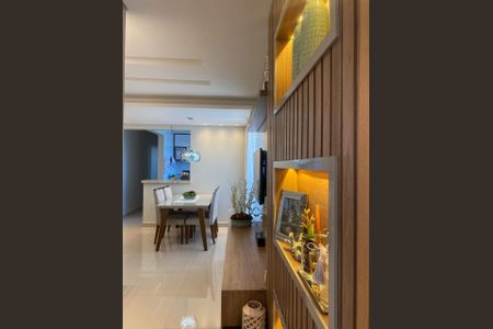Apartamento para alugar com 2 quartos, 63m² em Santa Mônica, Uberlândia