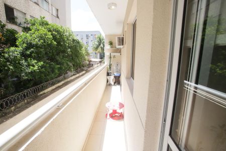 Apartamento à venda com 60m², 2 quartos e 1 vagaVaranda da Sala