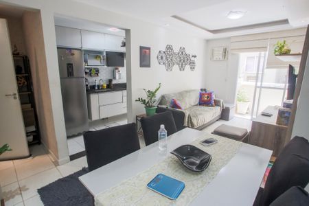 Apartamento à venda com 60m², 2 quartos e 1 vagaSala